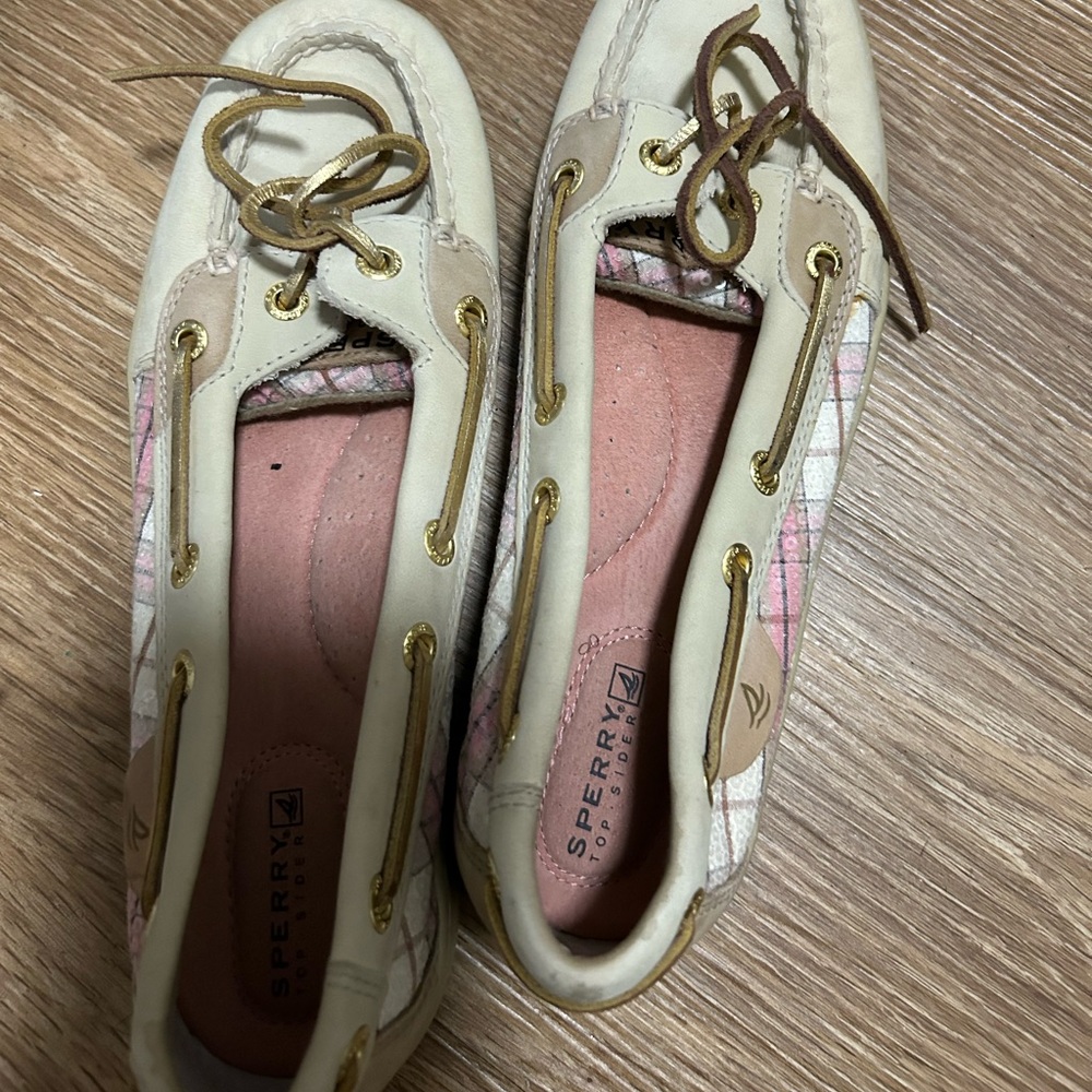 Size 7 Sperry